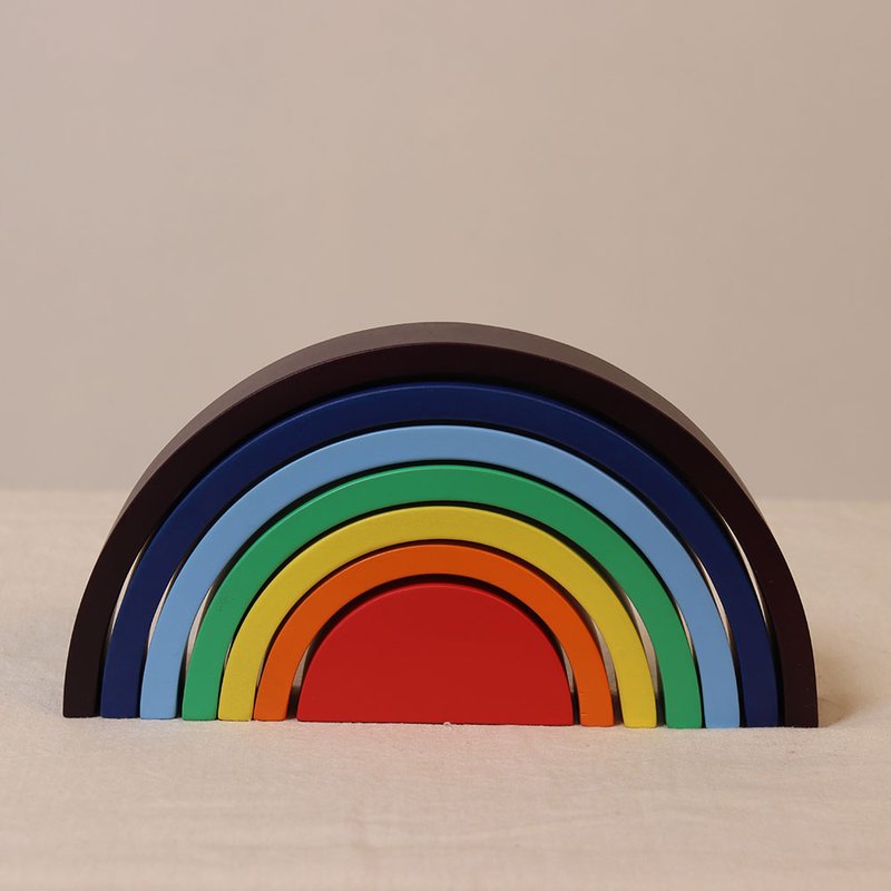 Wooden rainbow stacker